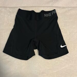 Black Nike Pros